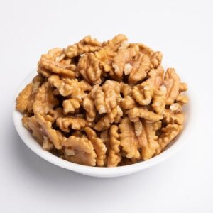 Delicious Walnut Kernels Pieces 1kg